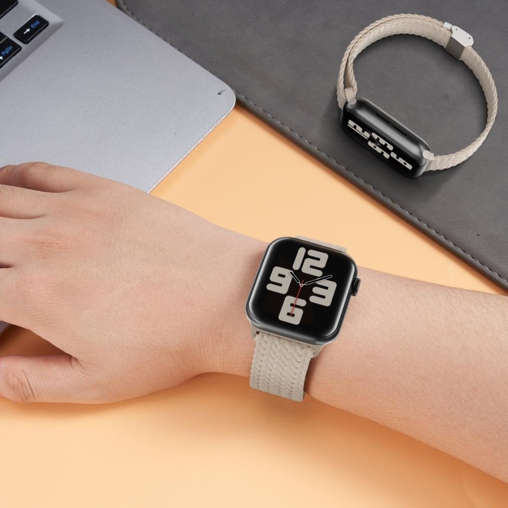 NEW Adjustable Cream Braided Solo Loop For Apple Watch - Picture 3 of 4